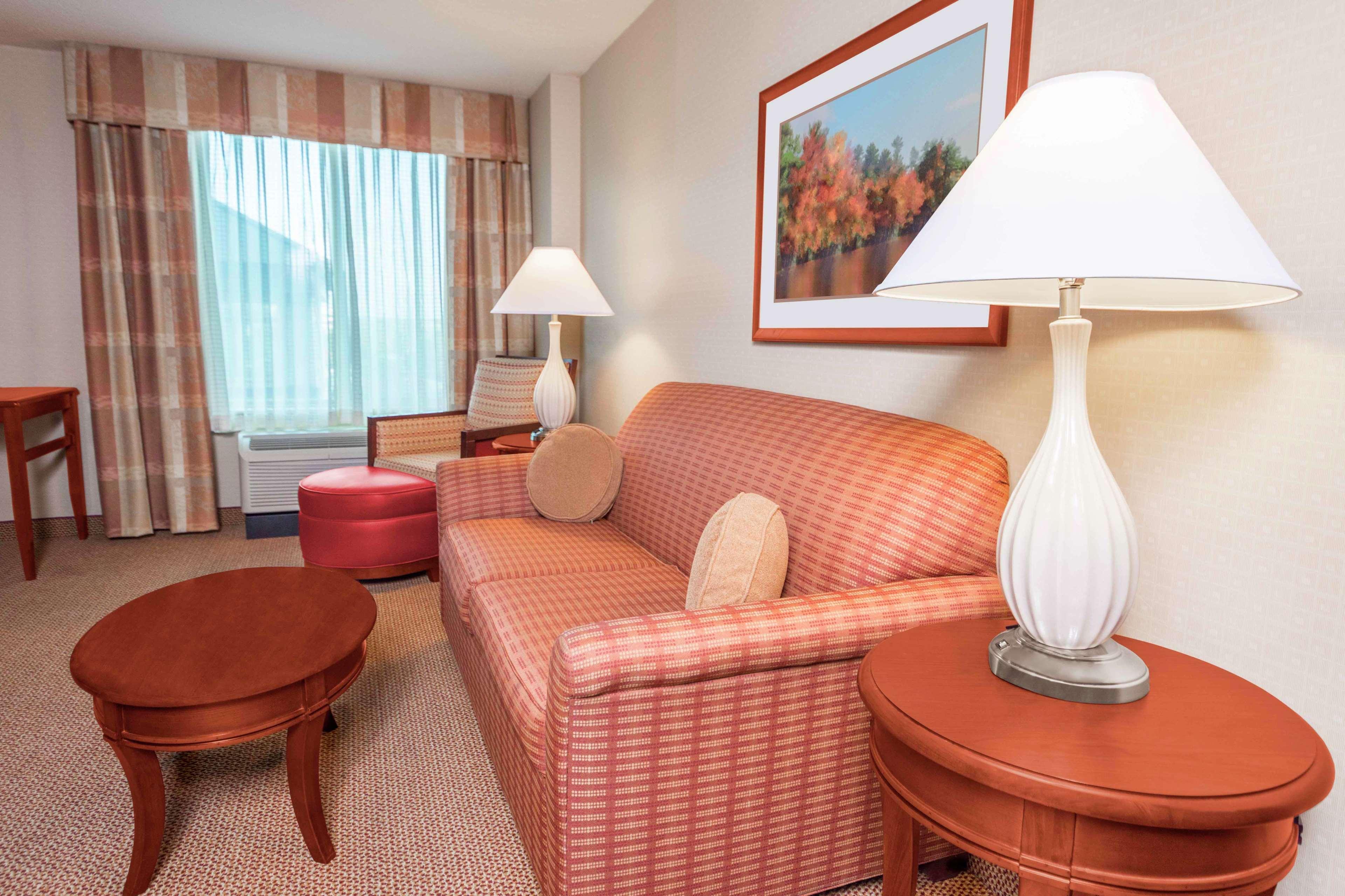 Hilton Garden Inn Independence Exteriör bild