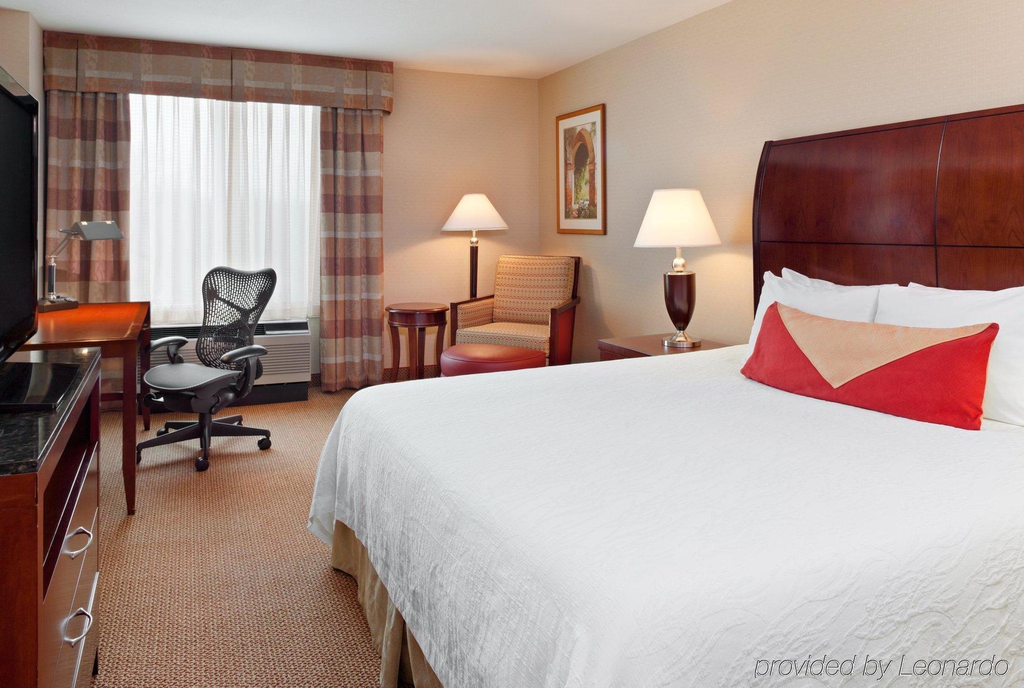 Hilton Garden Inn Independence Rum bild