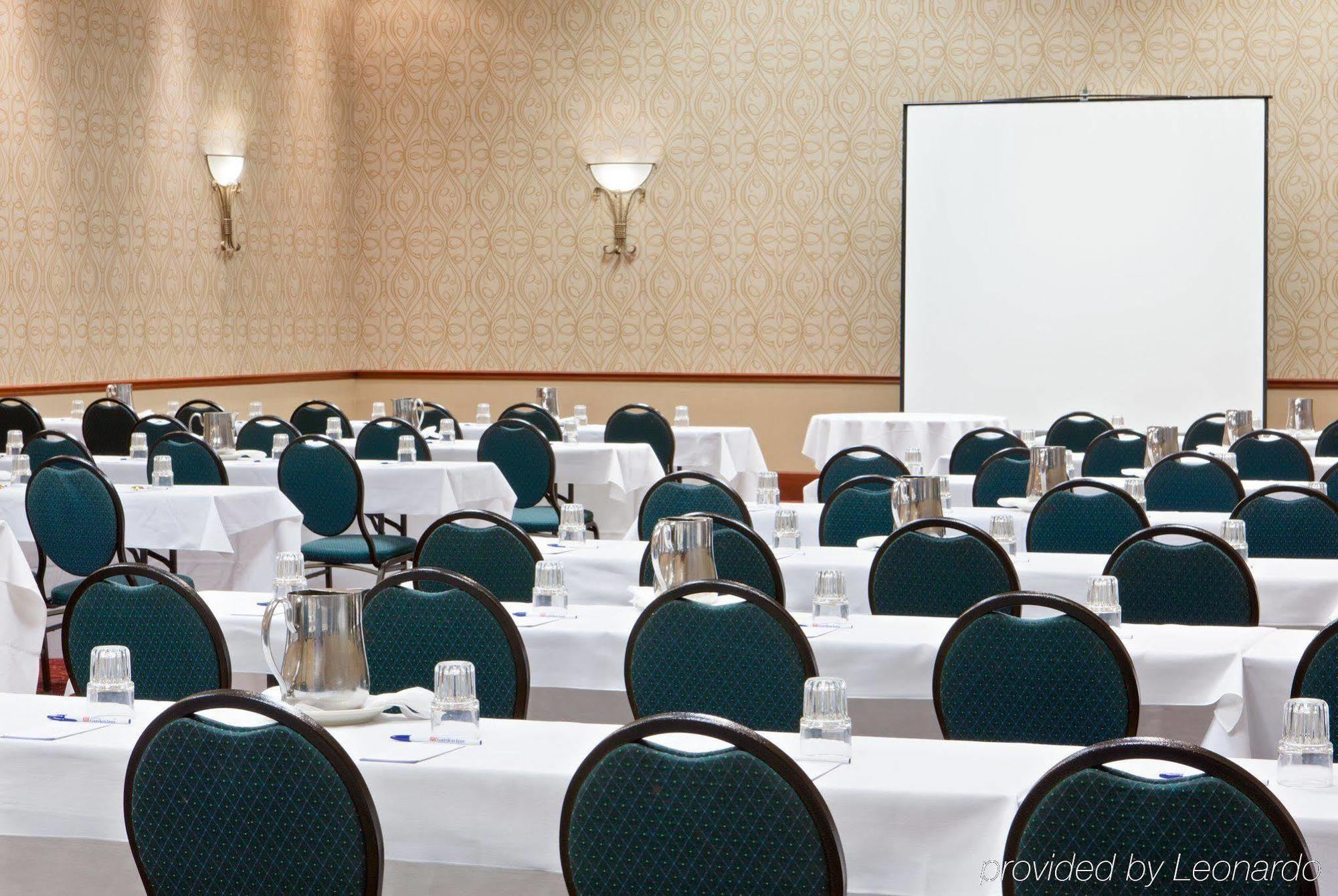 Hilton Garden Inn Independence Business bild